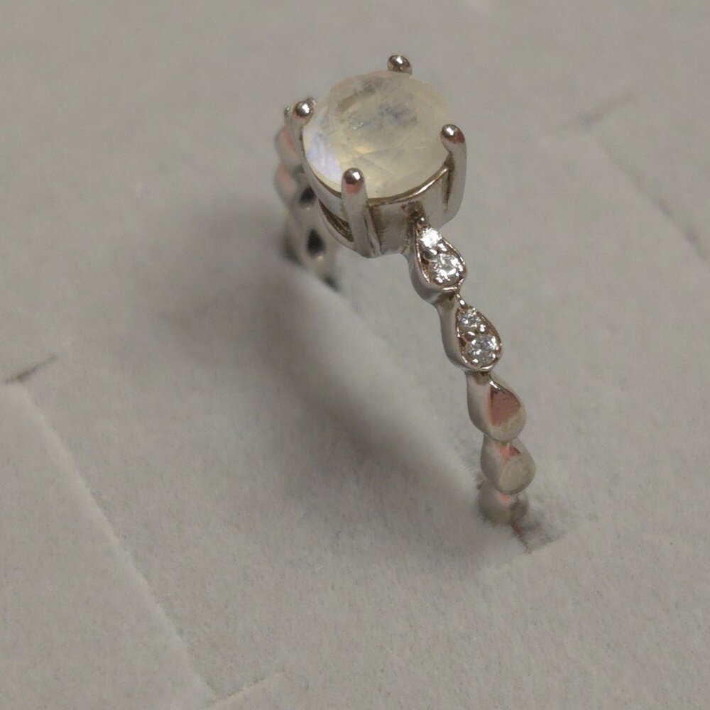 Moonstone ring - Picture 4 of 7